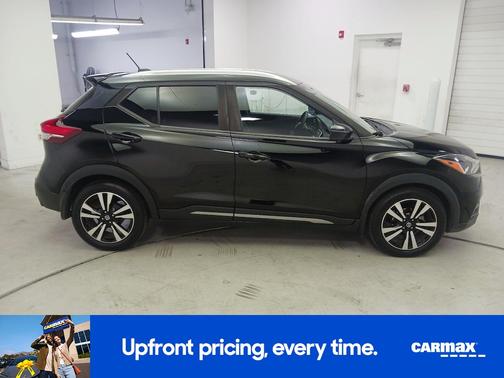 2020 Nissan Kicks SR