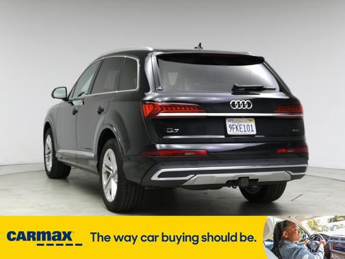 2023 Audi Q7 Premium Plus