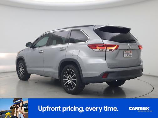 2017 Toyota Highlander SE