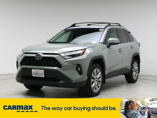2023 Toyota RAV4 XLE Premium