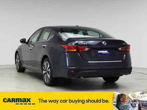 2022 Nissan Altima SV