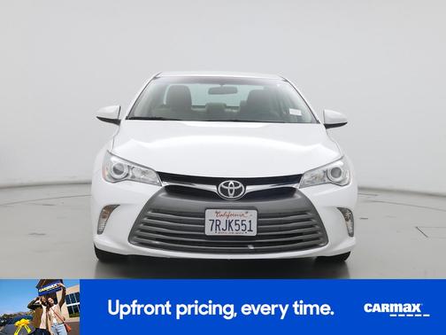 White 2016 Toyota Camry LE
