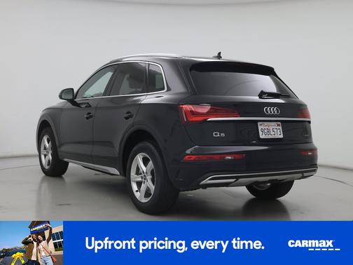 Black 2023 Audi Q5 Premium