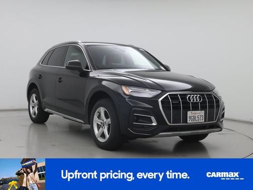 Black 2023 Audi Q5 Premium