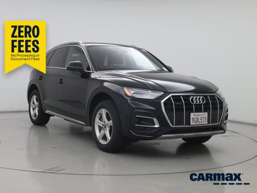 Black 2023 Audi Q5 Premium