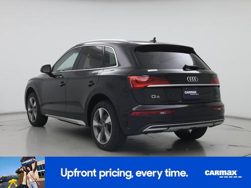 Black 2023 Audi Q5 Premium
