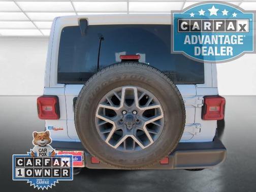 2024 Jeep Wrangler 4-Door Sahara 4x4