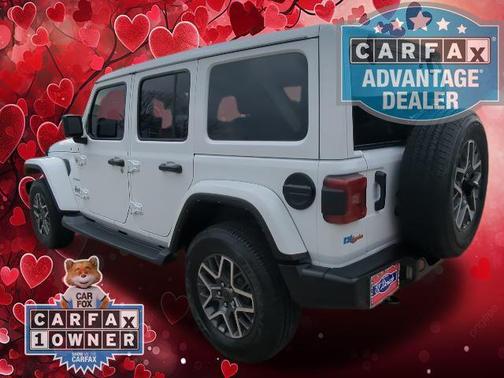 2024 Jeep Wrangler 4-Door Sahara 4x4