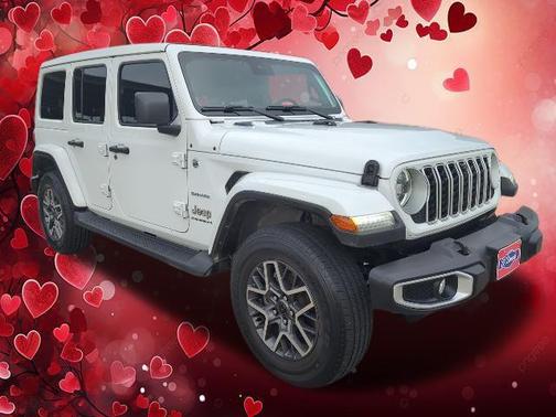 2024 Jeep Wrangler 4-Door Sahara 4x4