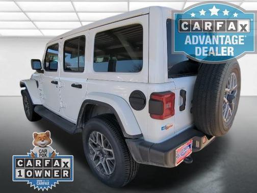 2024 Jeep Wrangler 4-Door Sahara 4x4