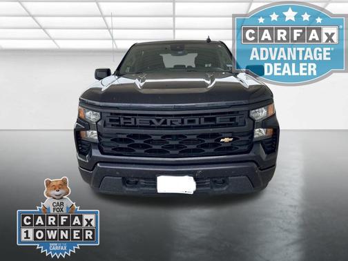 Dark Ash Metallic 2023 Chevrolet Silverado 1500 Custom
