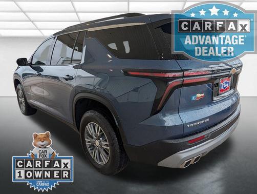 Lakeshore Blue Metallic 2026 Chevrolet Traverse LT