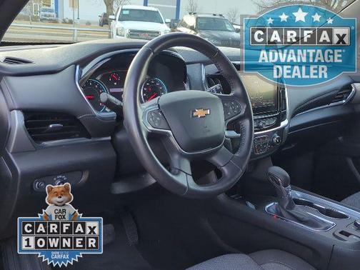 2022 Chevrolet Traverse LT Cloth