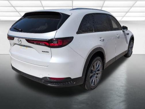 Rhodium White Premium 2026 Mazda CX-90 3.3 Turbo Preferred