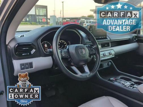 2025 Honda Pilot Touring 8-Passenger