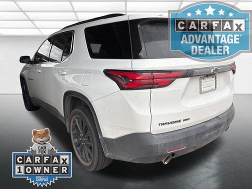 Summit White 2023 Chevrolet Traverse RS