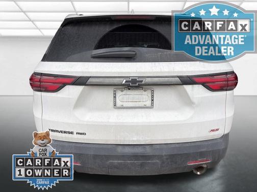 Summit White 2023 Chevrolet Traverse RS