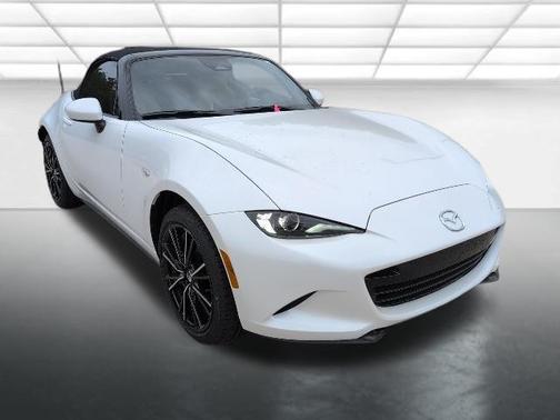 Snowflake White Pearl Mica 2026 Mazda MX-5 Miata Grand Touring