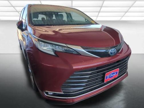 2024 Toyota Sienna Limited