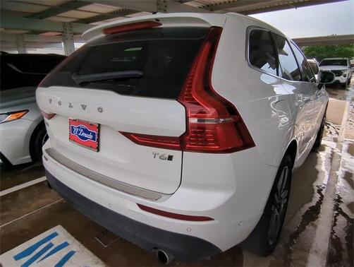 2018 Volvo XC60 T6 Momentum