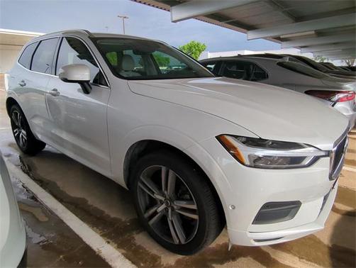 2018 Volvo XC60 T6 Momentum