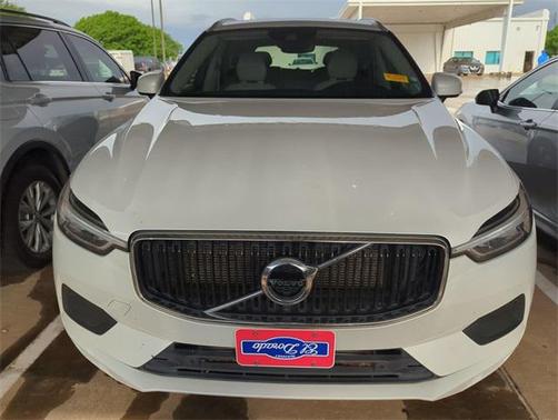 2018 Volvo XC60 T6 Momentum