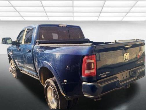 2021 RAM 3500 Limited Crew Cab 4x4 8' Box