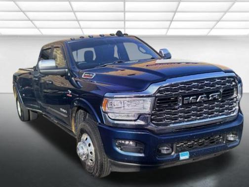2021 RAM 3500 Limited Crew Cab 4x4 8' Box