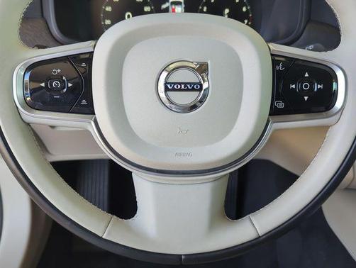 2018 Volvo V90 Cross Country T6