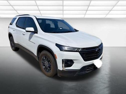 Summit White 2023 Chevrolet Traverse LT Cloth