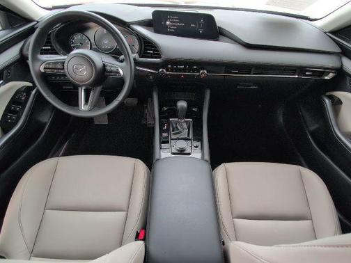 2025 Mazda Mazda3 FWD w/Preferred Package