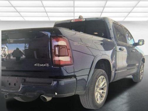 Patriot Blue Pearlcoat 2022 RAM 1500 Laramie