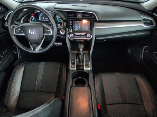2019 Honda Civic Touring