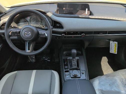 Snowflake White Pearl Mica 2026 Mazda CX-30 2.5 Turbo