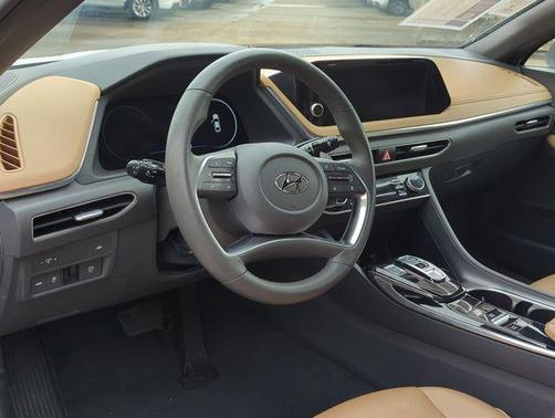 2021 Hyundai SONATA Limited