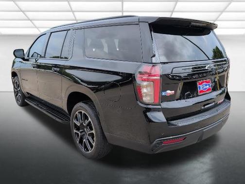 Black 2024 Chevrolet Suburban RST