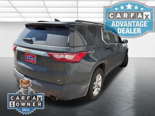 Graphite Metallic 2019 Chevrolet Traverse LT Leather