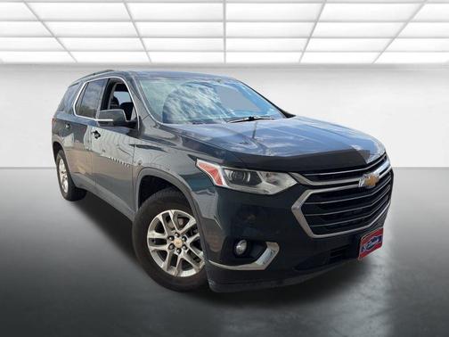 Graphite Metallic 2019 Chevrolet Traverse LT Leather