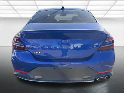 2023 Genesis G70 2.0T RWD