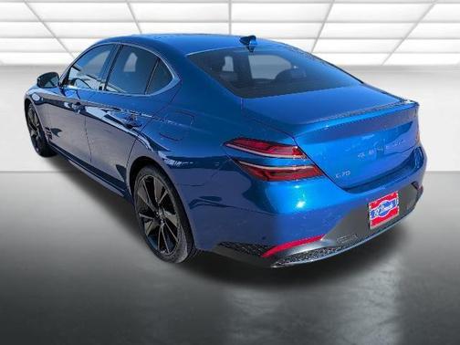 2023 Genesis G70 2.0T RWD