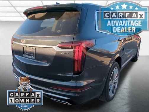 2022 Cadillac XT6 Premium Luxury FWD