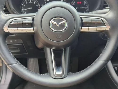 2023 Mazda Mazda3 FWD w/Preferred Package