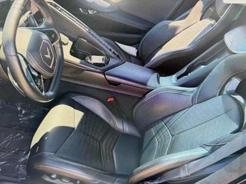 2021 Chevrolet Corvette Stingray w/3LT