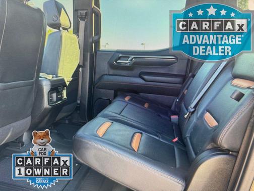 Onyx Black 2023 GMC Sierra 1500 AT4