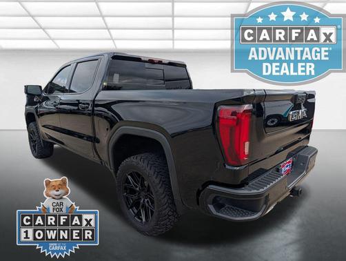 Onyx Black 2023 GMC Sierra 1500 AT4