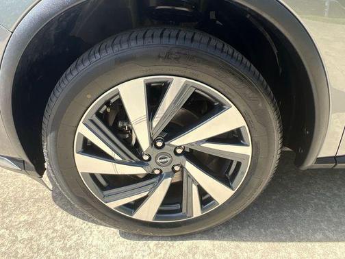 2023 Nissan Murano SL FWD