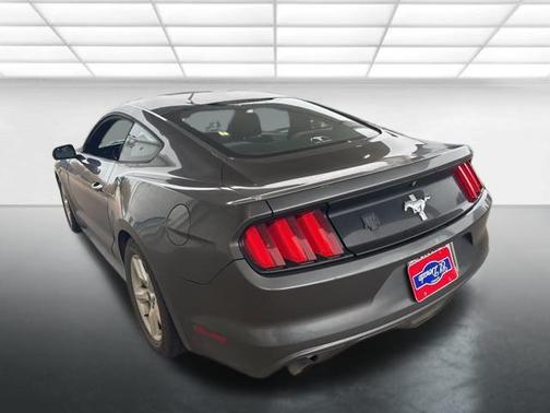 2017 Ford Mustang V6