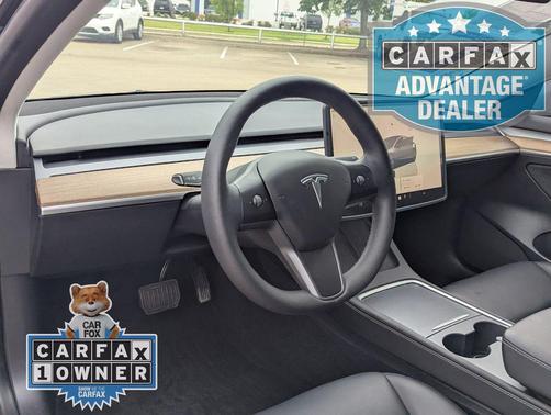 Midnight Silver Metallic 2023 Tesla Model 3 Standard Range