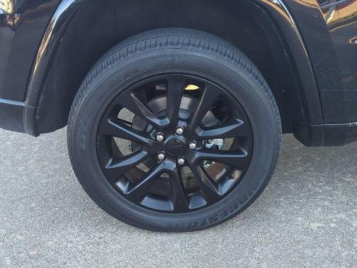 2021 Jeep Grand Cherokee Laredo