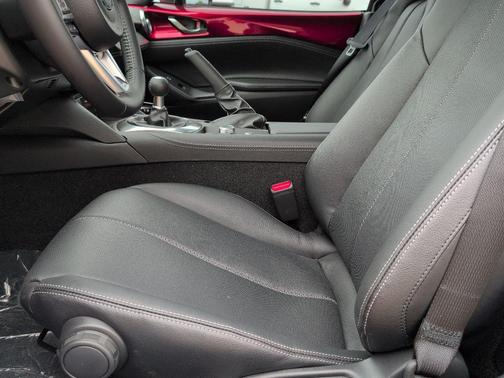 Soul Red Crystal Metallic 2026 Mazda MX-5 Miata Grand Touring